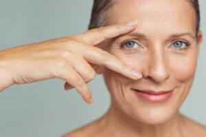 Doctor-Recommended Tips To Speed Recovery After Double Eyelid Surgery